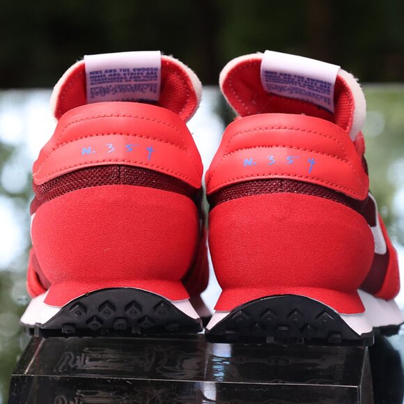 Nike Daybreak Team Red Men’s Size 7.5 main image 12
